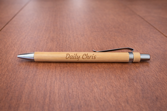 Daily Chris – Velem írsz toll